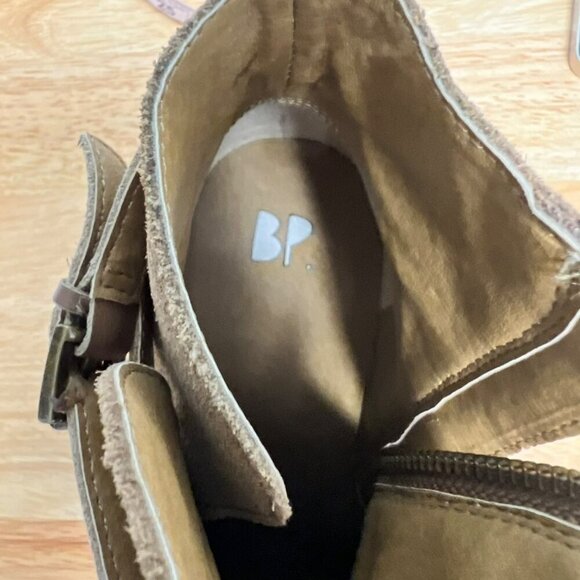 BP Women’s Heeled Ankle Boots Leather Zip Up Tan Size 10.5 Stacked Heel - Picture 9 of 10